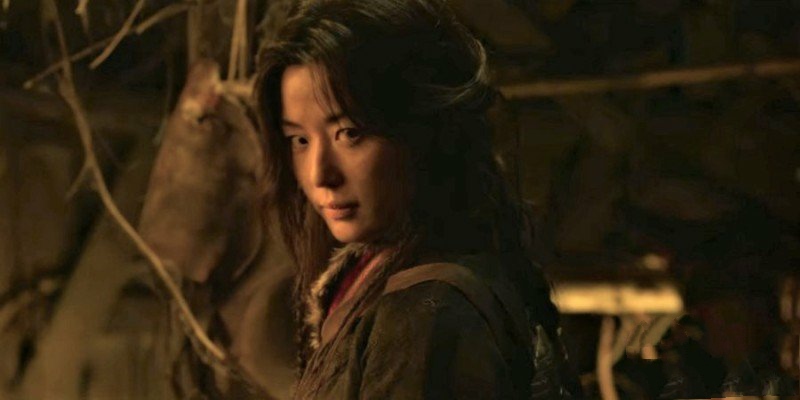 39歲全智賢狀態(tài)上熱搜！黑色長(zhǎng)發(fā)氣質(zhì)絕了，網(wǎng)友：看著像29歲
