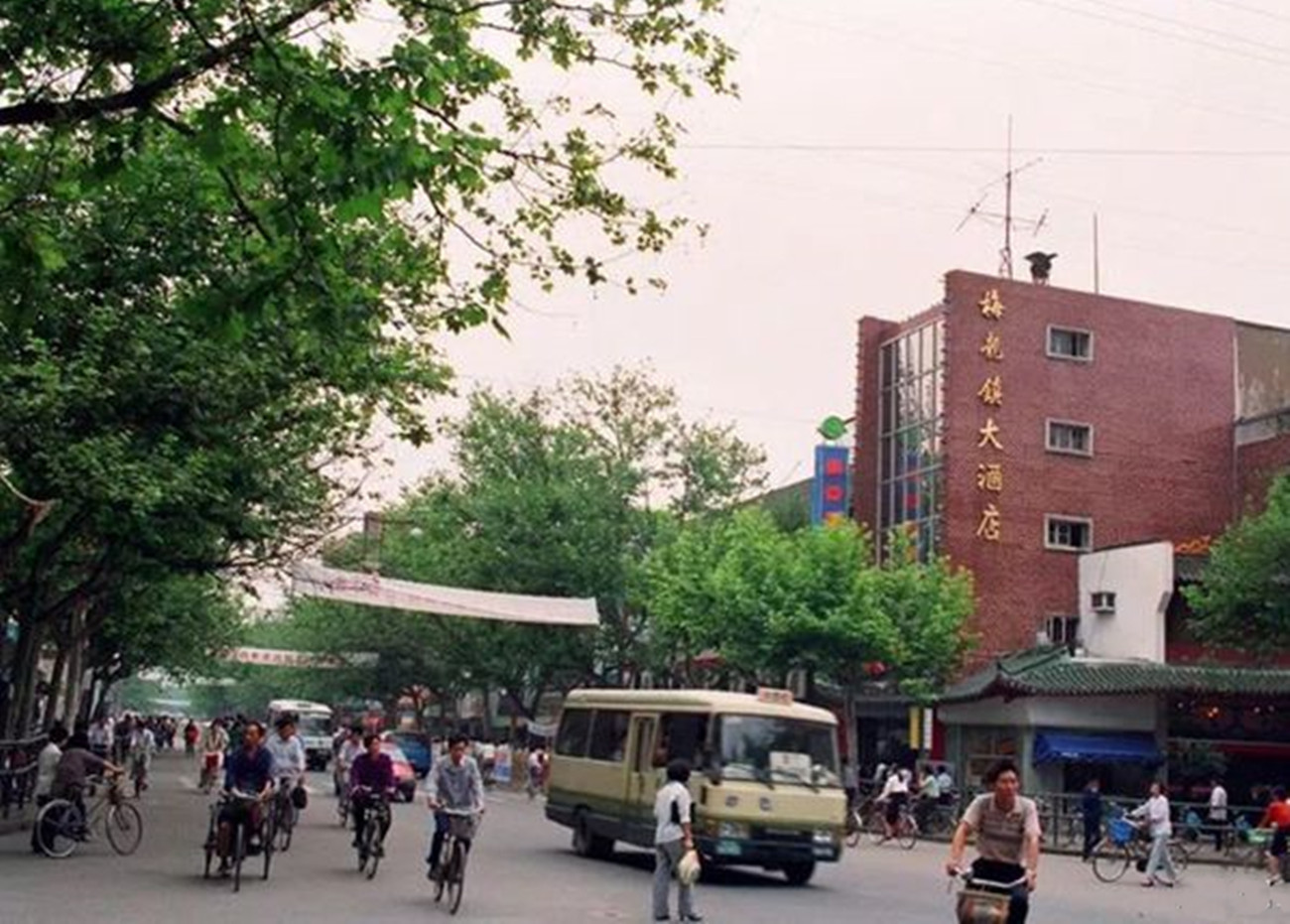 老照片：1985年的浙江宁波，经济腾飞之前的甬城旧貌