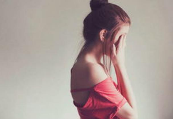 婚姻不幸，全职带娃没收入，宝妈如何逆袭人生？四条建议请收藏