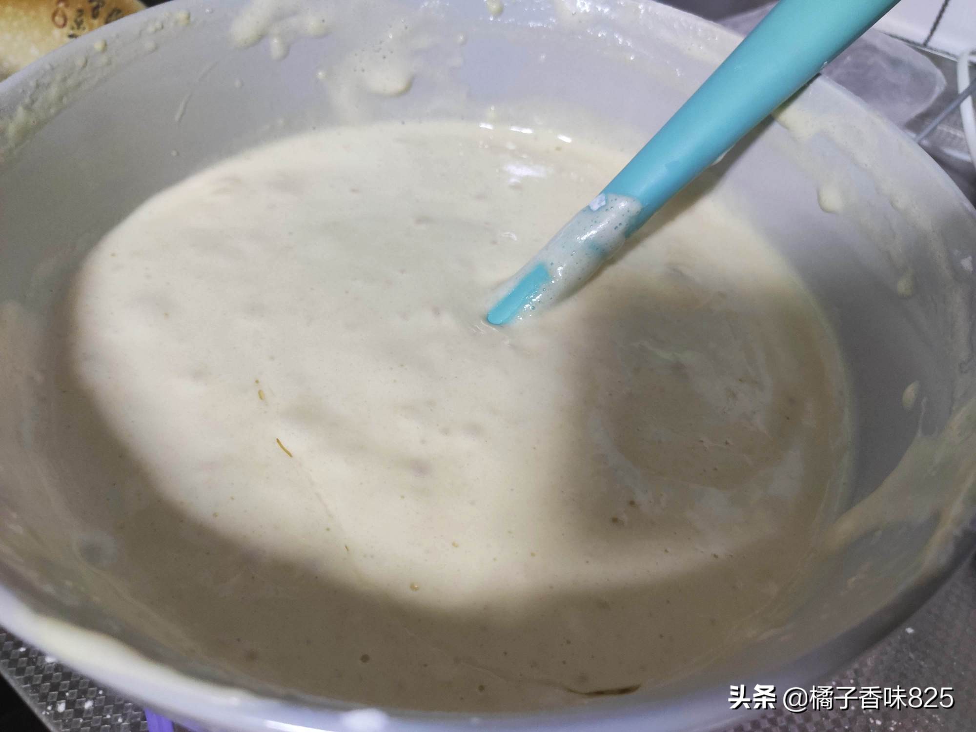 脆皮小蛋糕，不用一滴水，外酥里嫩甜而不膩，兒子每次上學必備