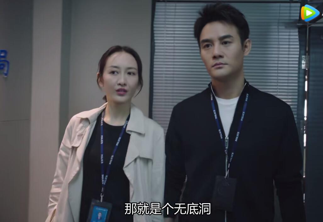 《猎狐》口碑爆炸，除过人演技外，剧中情与法的抉择更触人心扉！
