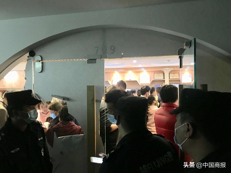 优胜教育一夜之间疑倒闭，家长所交费用及教师薪水怎么办？