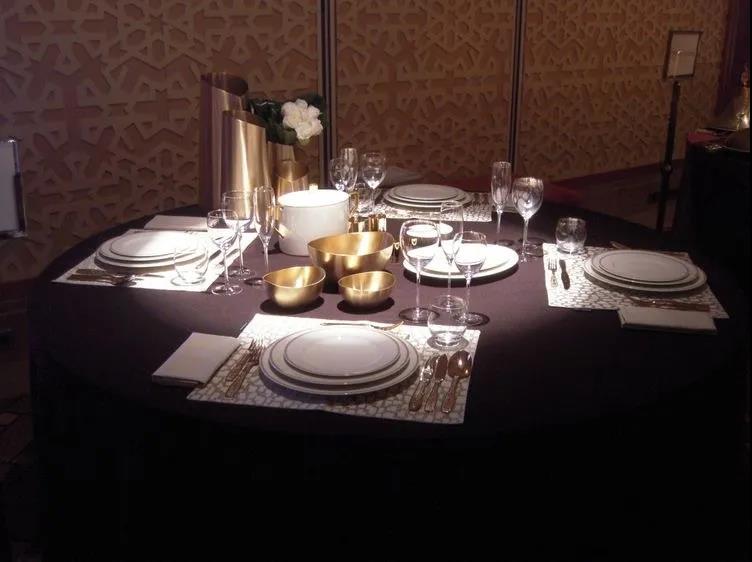阿瑪尼餐具，源自Armani Casa的極致優(yōu)雅