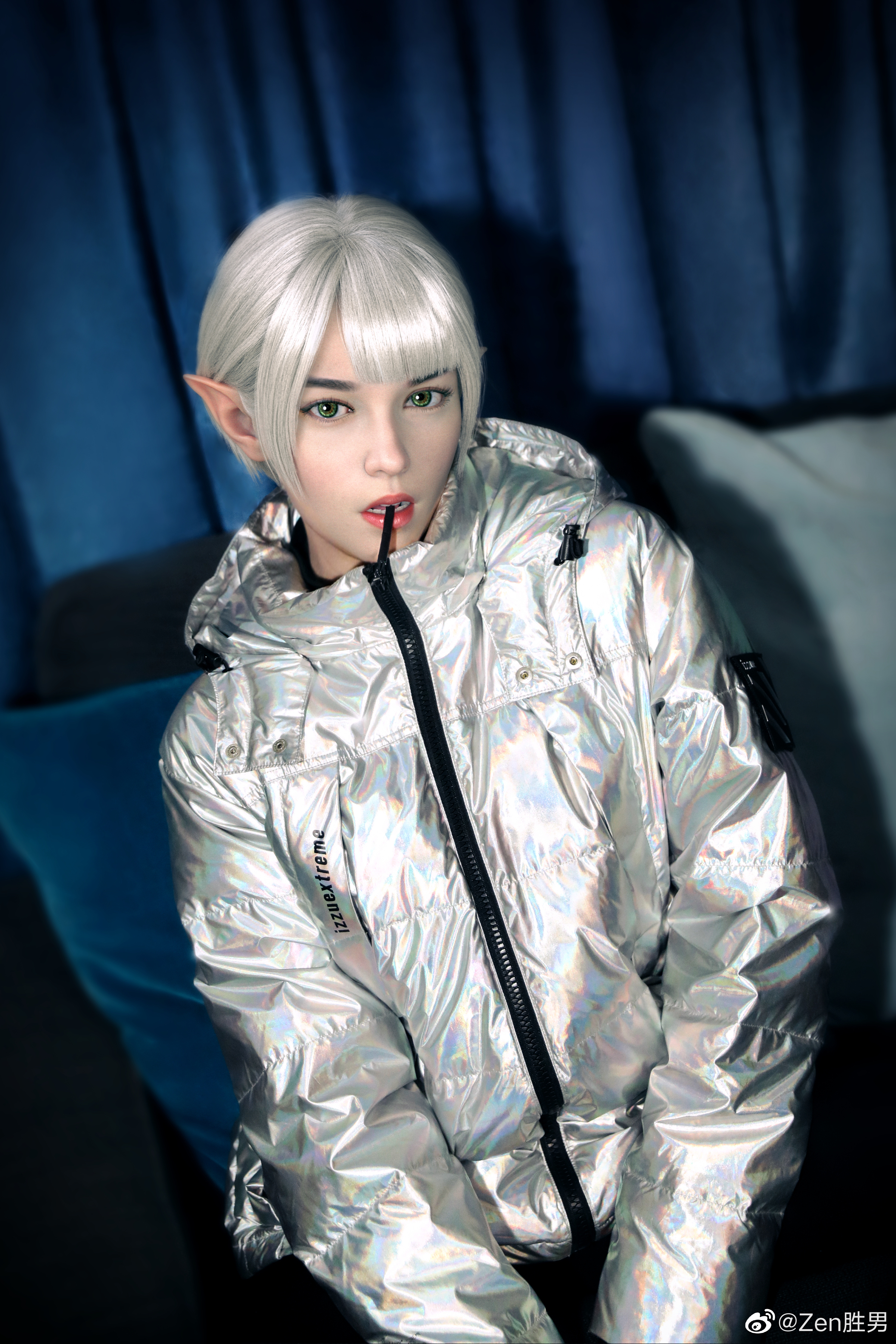 Sweet to  Zuo ! Wang Fei carries the male friendly bureau that go to a meal, 2 people pull a hand to be like first love, little detail of Xie Ting sharp edge is very warm heart