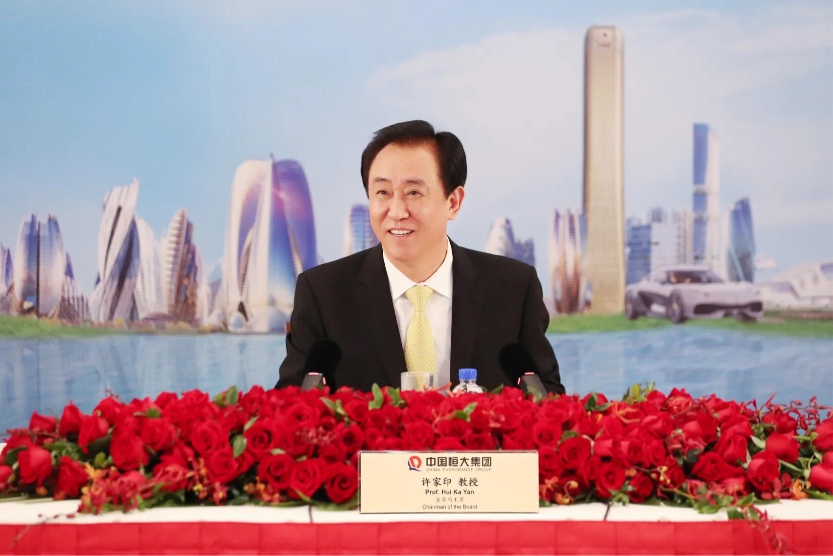 许家印新战略见成效！前四月销售2126亿回款178