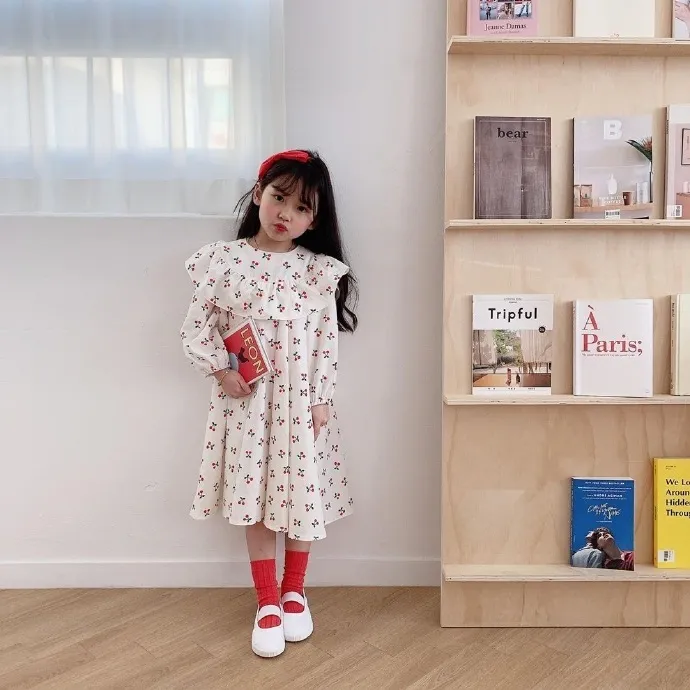 ​8岁女童“撞脸”宋慧乔，靠穿搭圈粉23万！谁规定小孩只能幼稚