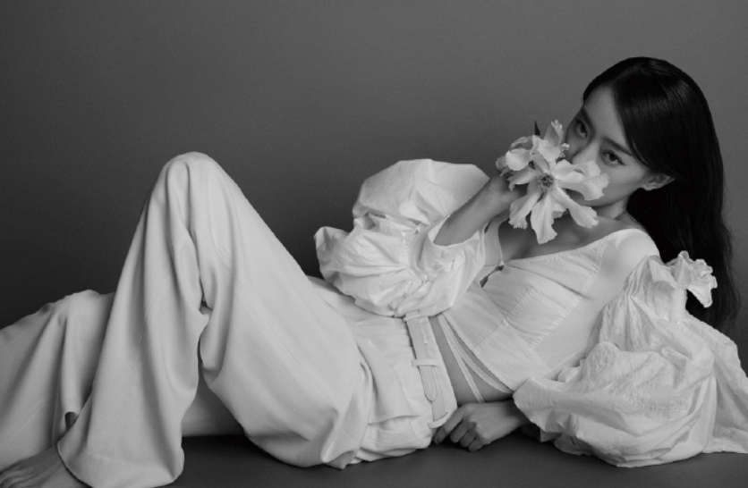 张小斐低调现身工地看房，爆红后身价猛涨，曾一天秒接3个代言