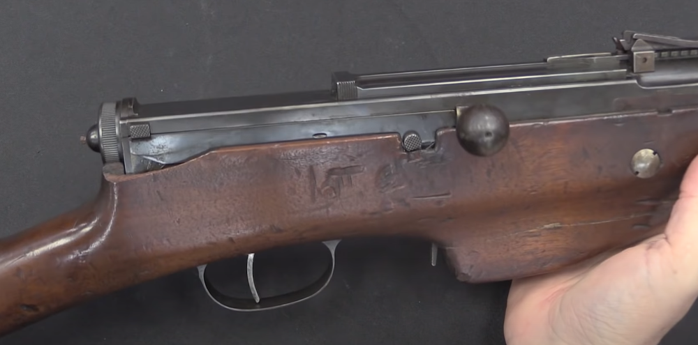 Shaosha prequel, French C6 semi-automatic rifle with too much stride ...