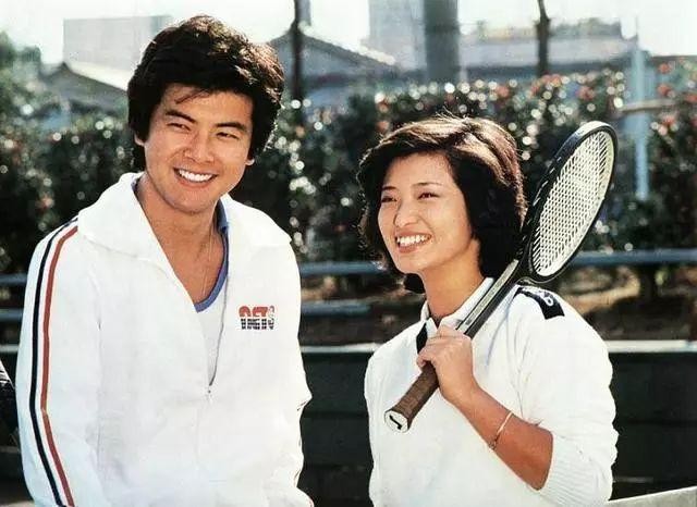 山口百惠：40年前的日本女神，巅峰时嫁人隐退，