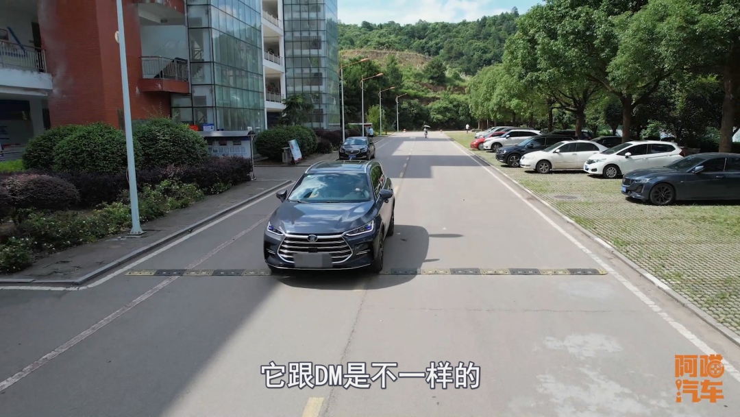 這些開(kāi)車(chē)習(xí)慣最耗油，有時(shí)候車(chē)子變成油老虎，還真不是車(chē)子的問(wèn)題