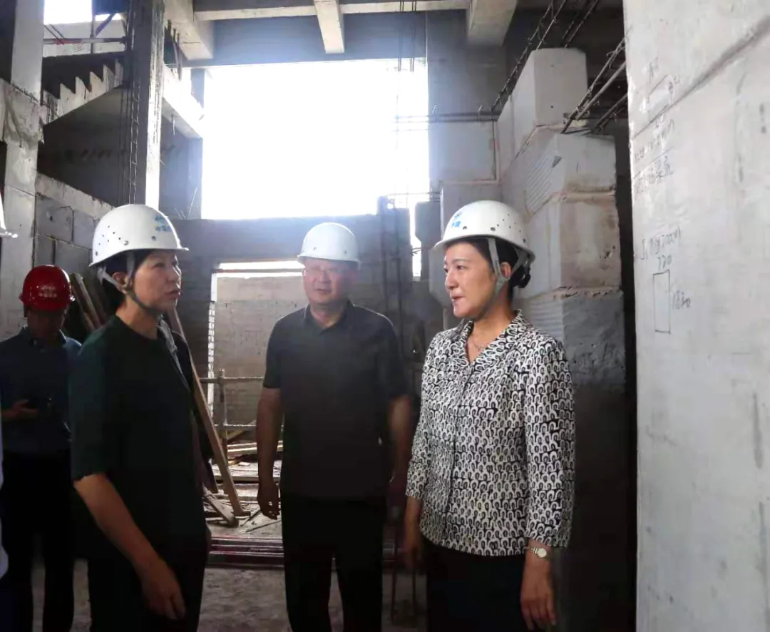 甘肃省政协副主席陈青督导检查甘肃简牍博物馆项目建设