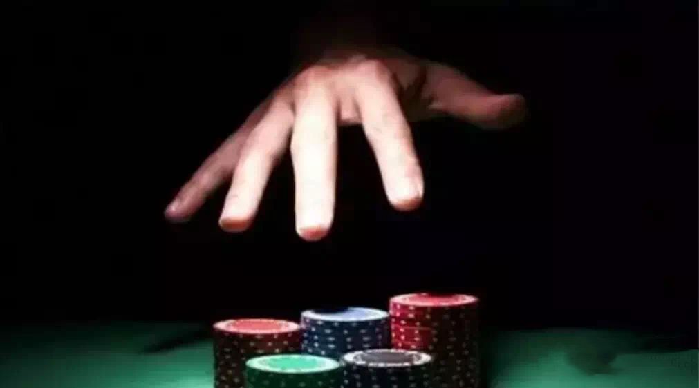 “網絡賭博”平台背後不為人知的作弊黑幕！