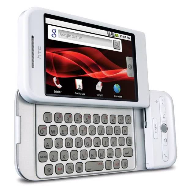 HTC G1：安卓系统第一机，也是让史蒂夫乔布斯无可奈何的手机上
