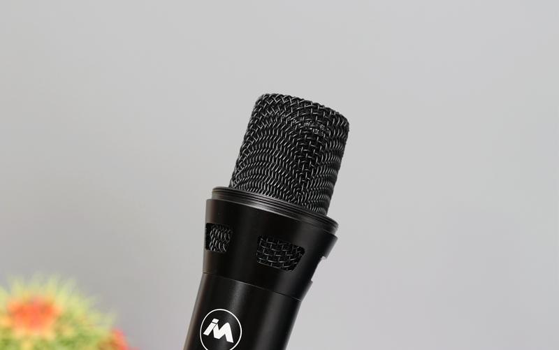 让你拥有一个令人惊喜的声音，不妨试试麦拉达Q3电容麦克风