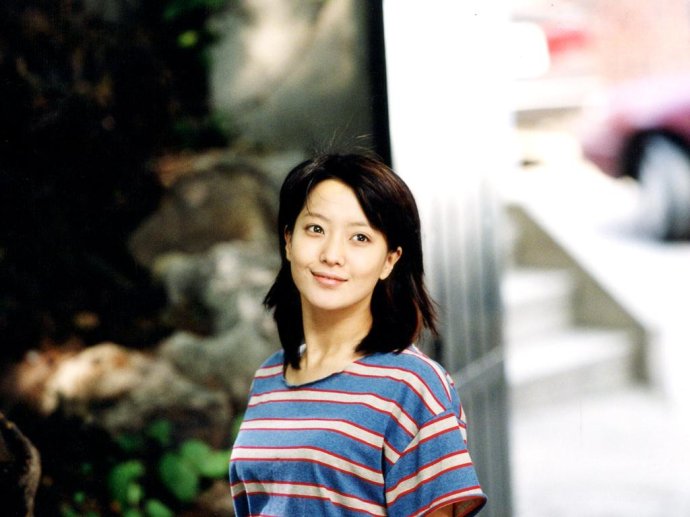 嫁入豪门后要生三胞胎，“韩国第一美女”金喜