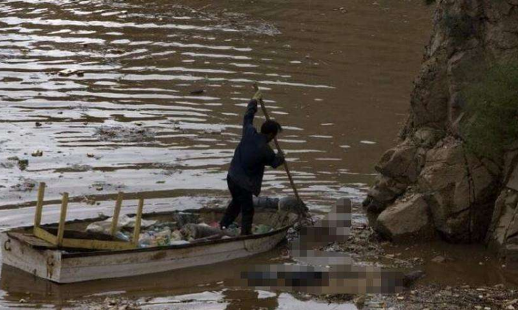 黄河边上的特殊职业，捞尸人为何从不捞直立的