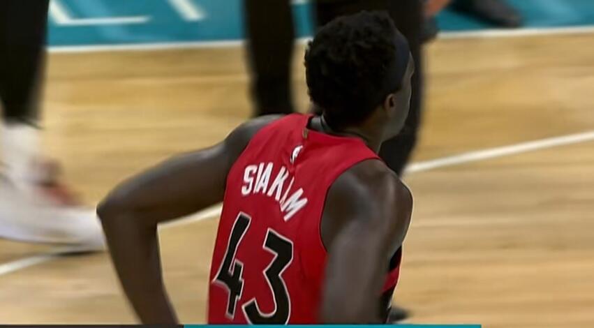 蛻變？黃蜂首節轟22-0打花暴龍，三球變中鋒，海沃德體現價值