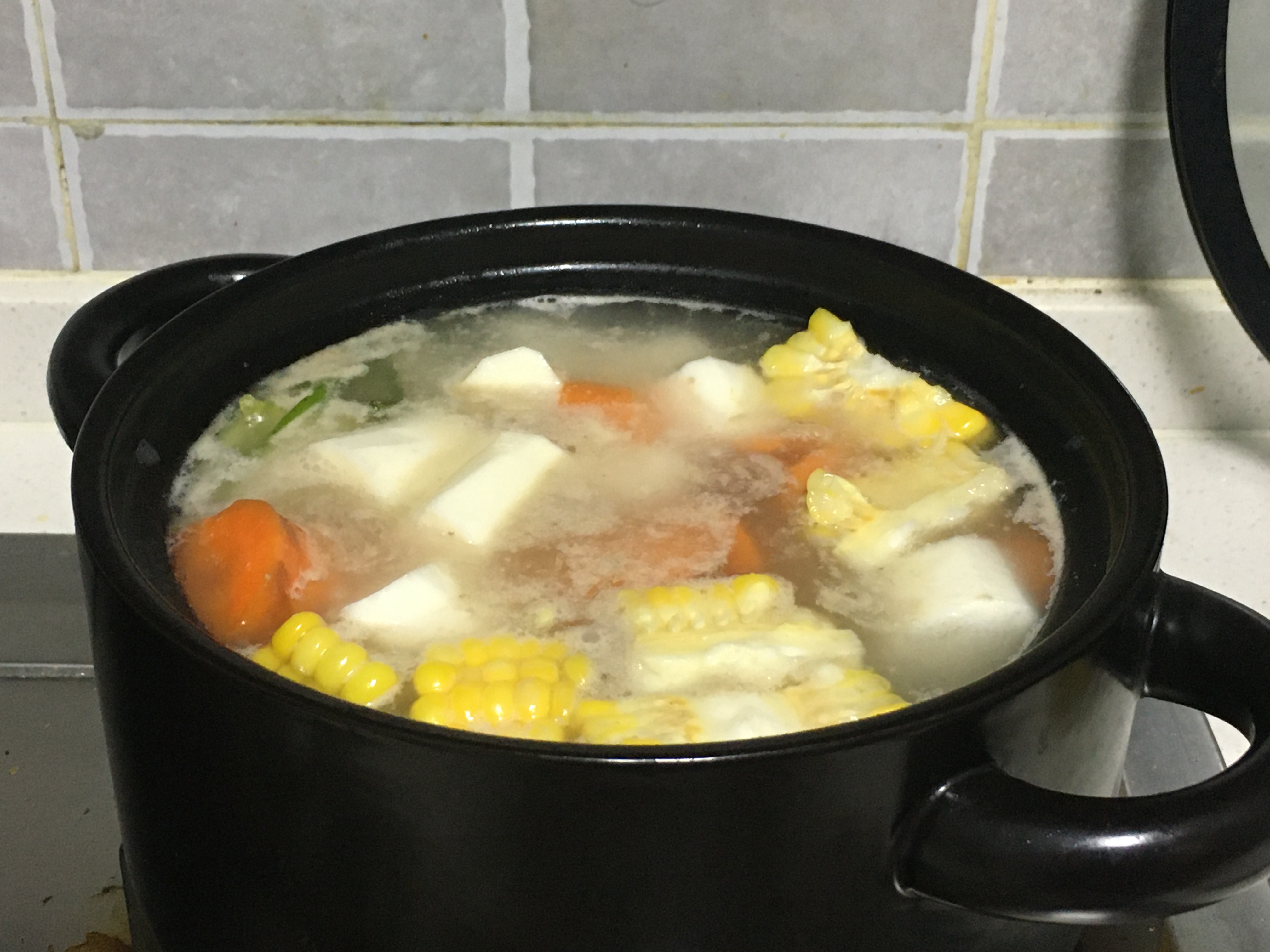 A must-have soup in autumn, teach you to do this, the soup is rich and not greasy, and those who don’t like soup will fall in love with it.