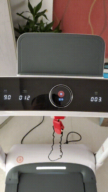 在家也能“宅”出好身体-华为智选亿健精灵S7智能跑步机
