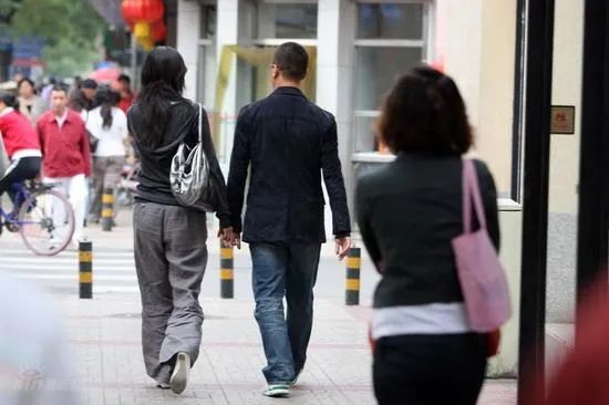 《扫黑风暴》的爆红瞬间：孙红雷带的三个“关