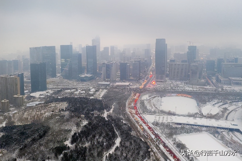 Jinan snowed, boat takes new city of Jinan the eastpart part, take the beautiful scenery after you watch snow