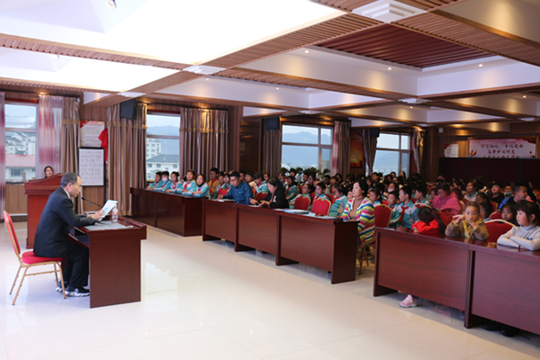 ��ǿ�������񷨵�����������ʵά��δ�����˺Ϸ�Ȩ��