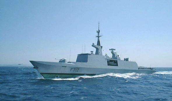 法国又想武装“拉法叶”?别忘当年代价惨重，栽