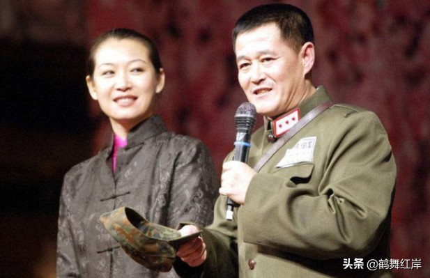 赵本山女儿球球首次谈姐姐的情况，称姐姐人很