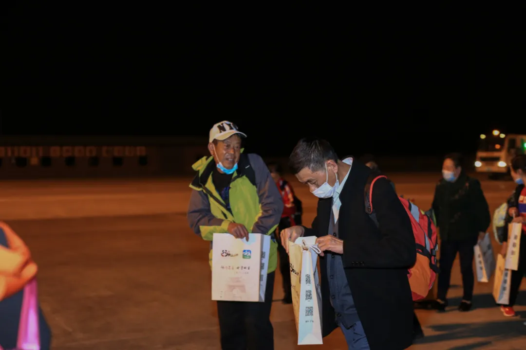 四川民生资讯 贵阳至广元,广元迎来今年首个航空旅游团