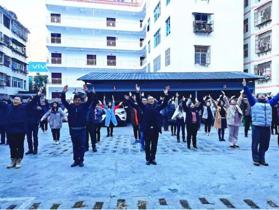 云南省福贡县：工间操跳起来 爱国卫生动起来