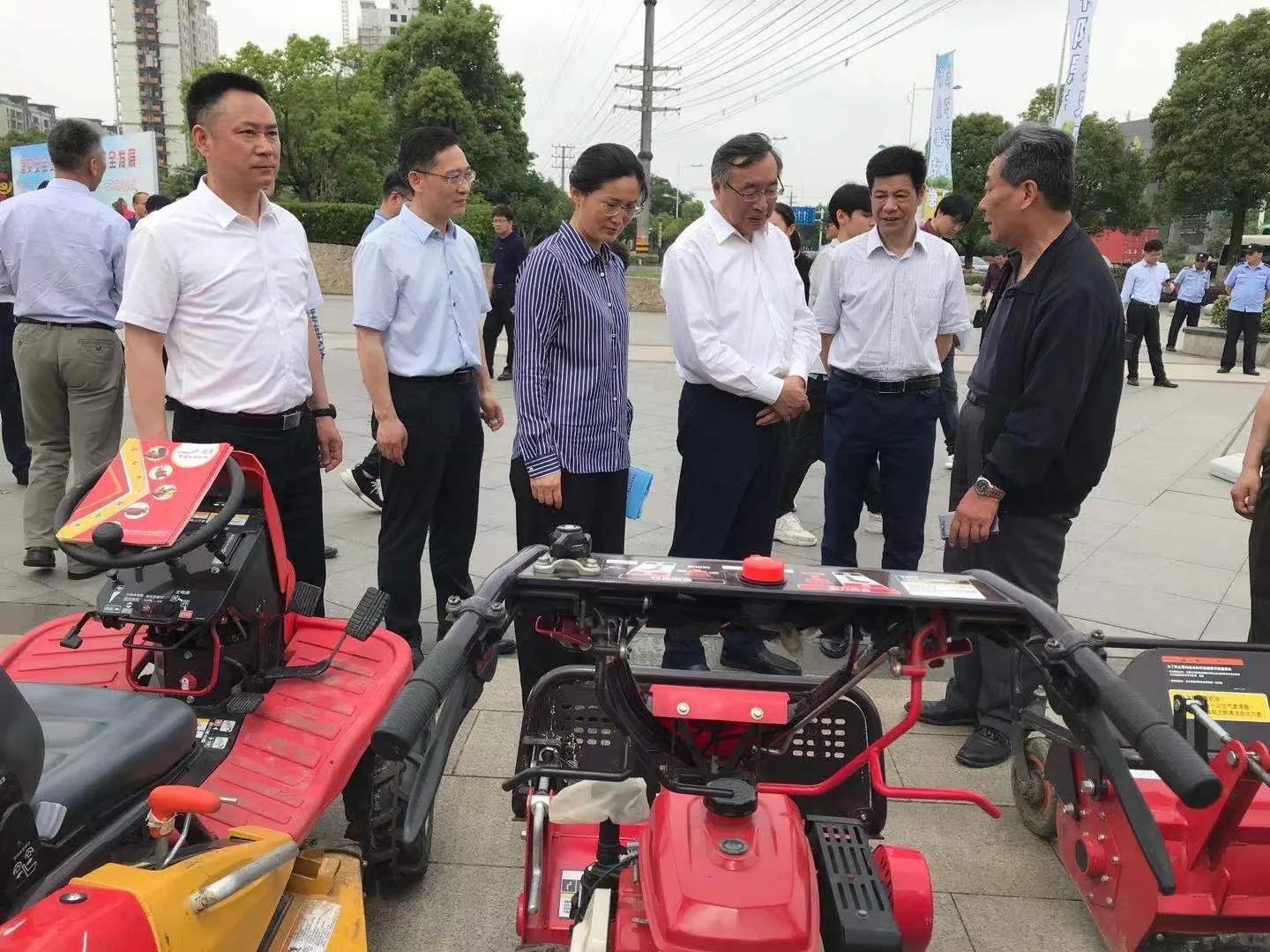 2021江苏农机“安全生产月”活动在镇江启动