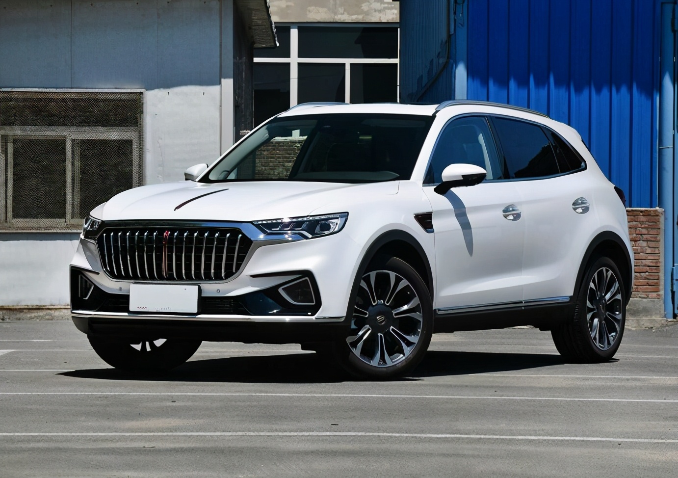 昂科威回归，奥迪Q5L下滑，XC60增速明显，5月中型SUV解读