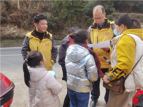 浙江天台有只“放飞的小鸟”与山区“金学霸”