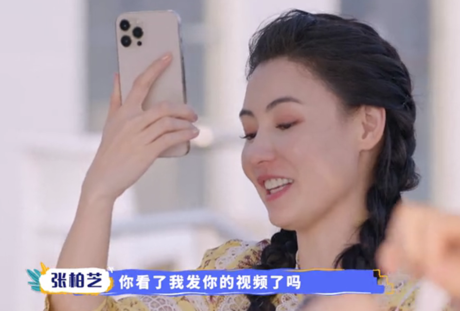 14歲Lucas燙爆炸頭，耍酷性格極像謝霆鋒，張柏芝巧妙與兒子相處