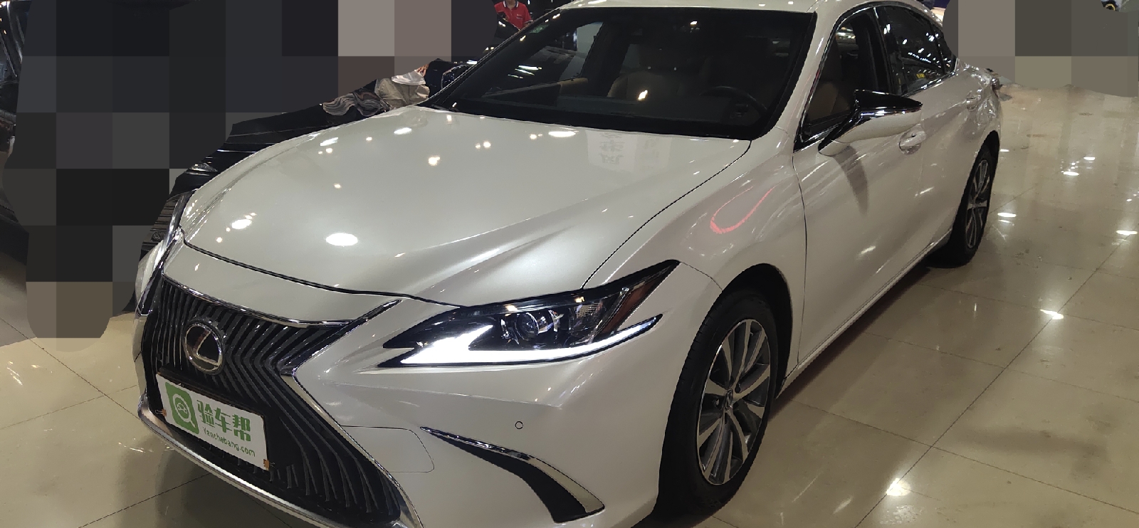 新車上牌1年，過戶卻有4次，雷克薩斯為何這般不受待見？