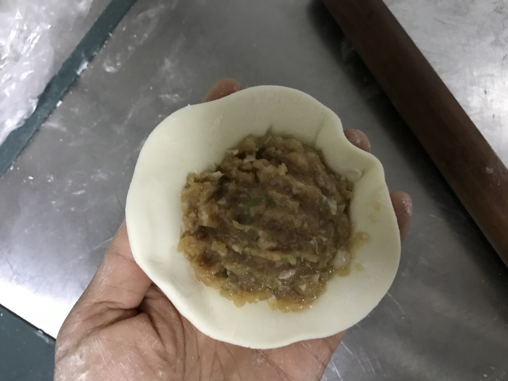 蒸包子不變形有竅門，學會這幾招，蓬鬆暄軟，不塌陷，一次會成功