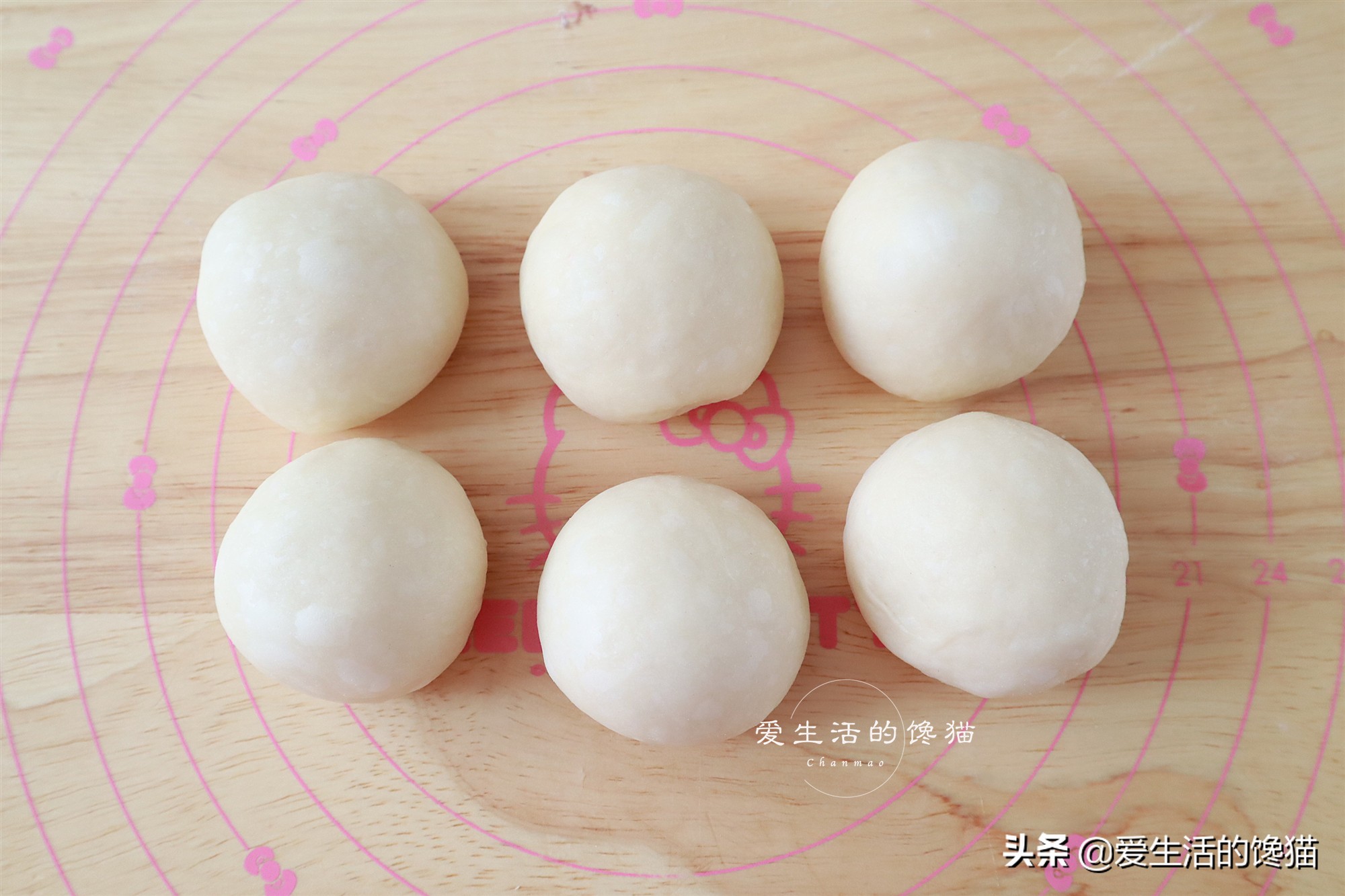 做麵包時，記住這個小訣竅，做出的個個都是軟胖子，絕不翻車