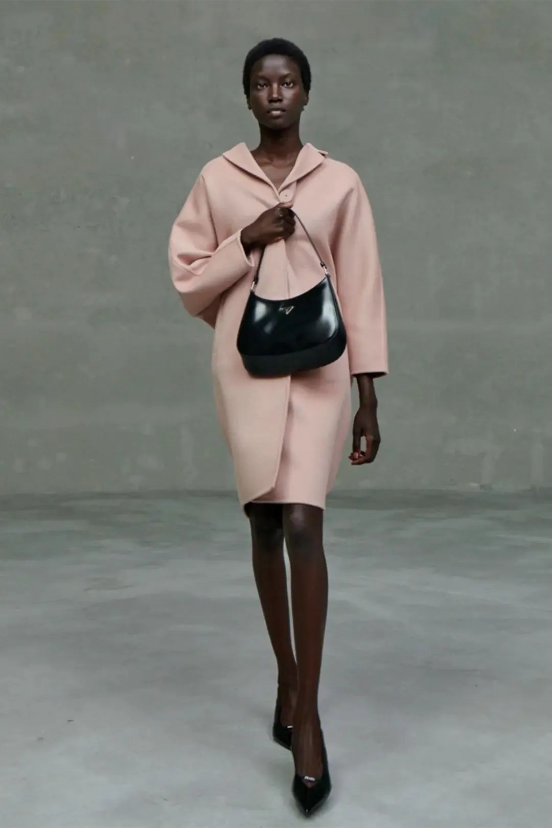 Prada 2021春夏多重视角未演之秀