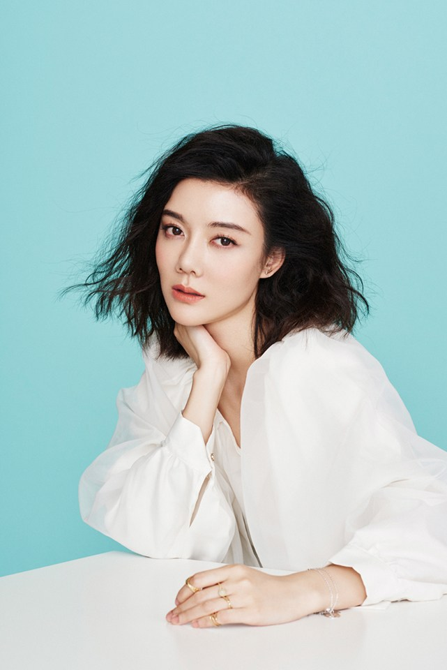 当车晓留着一头长发终于明白脸偏长的女人为什么还是短发好看