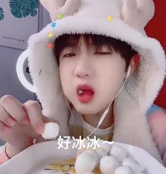 因“吃个桃桃”被封，风小逸道歉被拒，小号又开始“作妖”