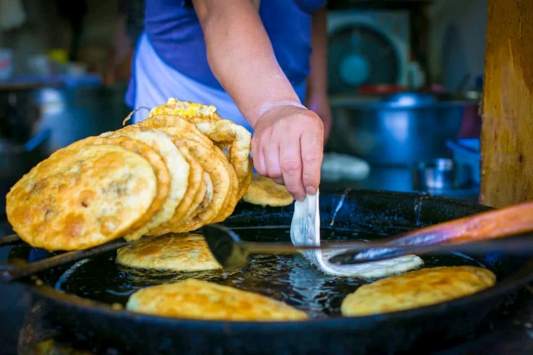 想要养护肝脏：早餐不适合吃这4种食物，建议以后改一改