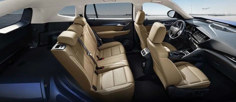 昂科威Plus上市了！选5座还是7座？有必要选艾维亚？