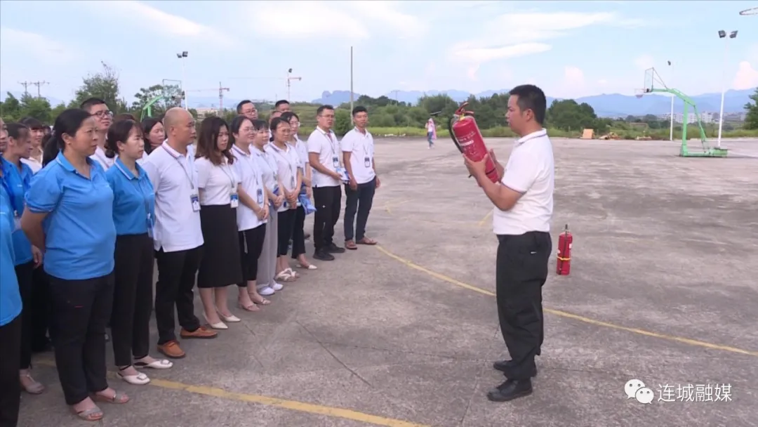 连城县总工会开展“安康杯”劳动竞赛活动送健康保安全