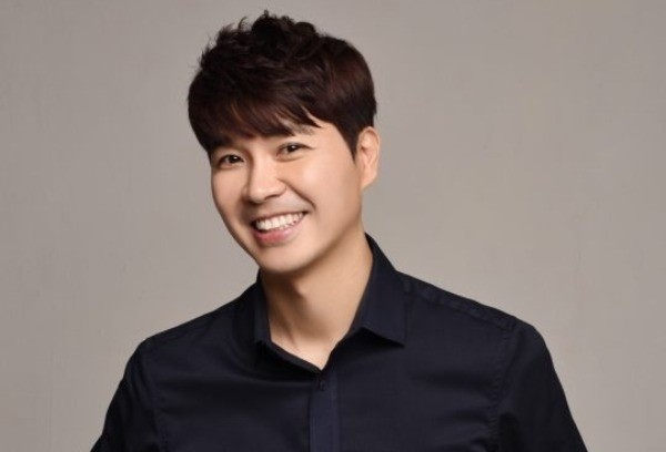 樸秀洪宣布結婚後，陷入了信任危機，《熊孩子》節目組面臨尷尬