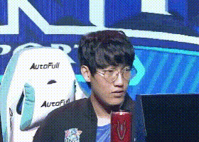 Sapphire blue of IG disastrous defeat by gush, tshy gratuitious operation is unusual, tarzan expression shined