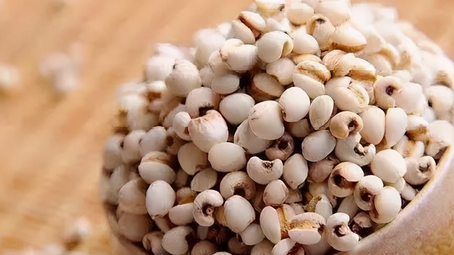 濕氣入筋，所以腿沉！ 兩味藥，分兩步，把腿筋濕氣排出去