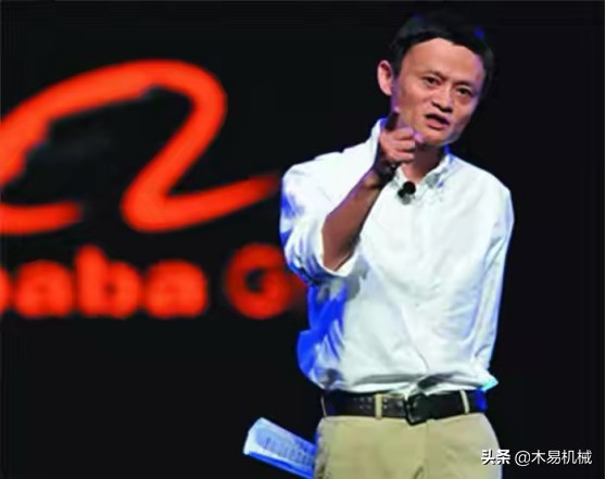 马云刘强东再次出手，目标盯在社区，这是要分