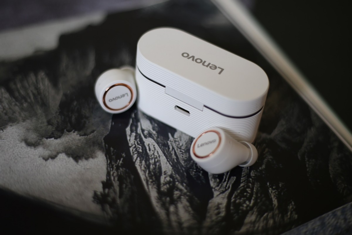 学生党不容错过的平价高颜值运动蓝牙耳机，Lenovo LivePods LP12