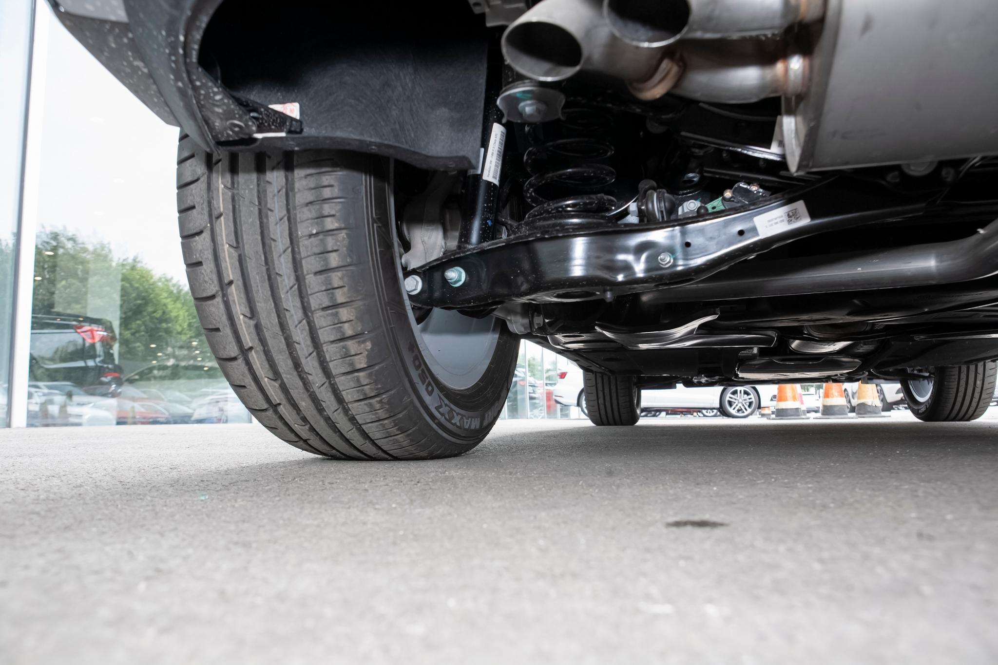 There are three ways to solve the abnormal noise of the Audi Q3 chassis