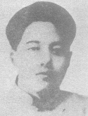 他是毛主席的亲弟弟，24岁就是军政委，邓小平晚